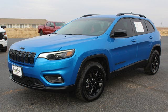 Used 2023 Jeep Cherokee Altitude Lux AWD/4WD image 10