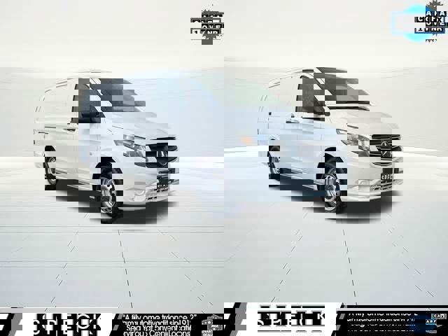 Used 2023 Mercedes-Benz Metris image 1