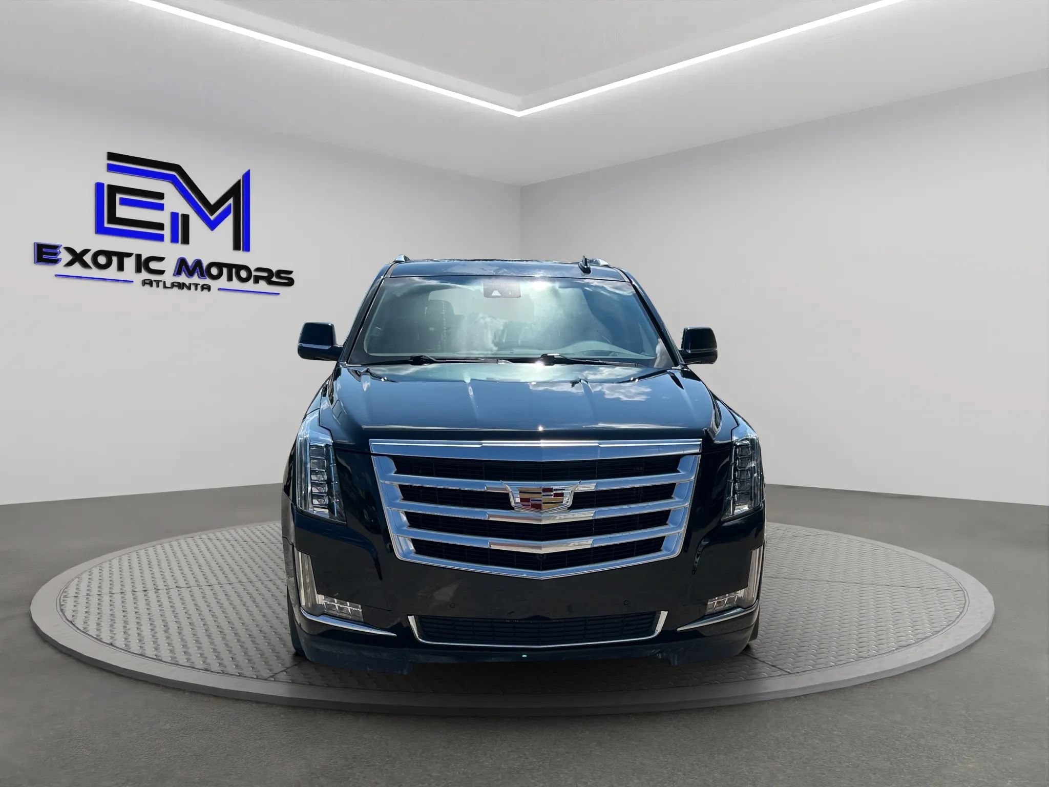 Used 2016 Cadillac Escalade Luxury RWD image 7