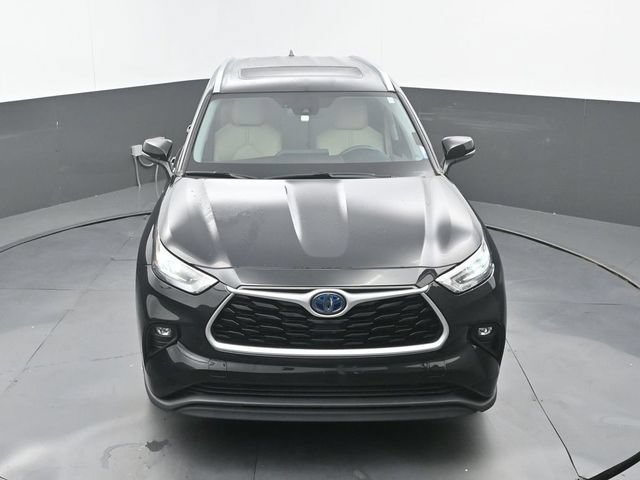 Used 2020 Toyota Highlander XLE FWD image 14