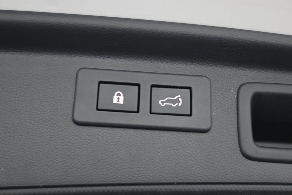 Used 2022 Subaru Forester Limited AWD/4WD image 37