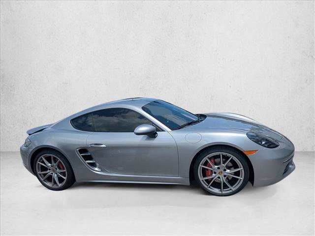 Used 2024 Porsche 718 Cayman S RWD image 4