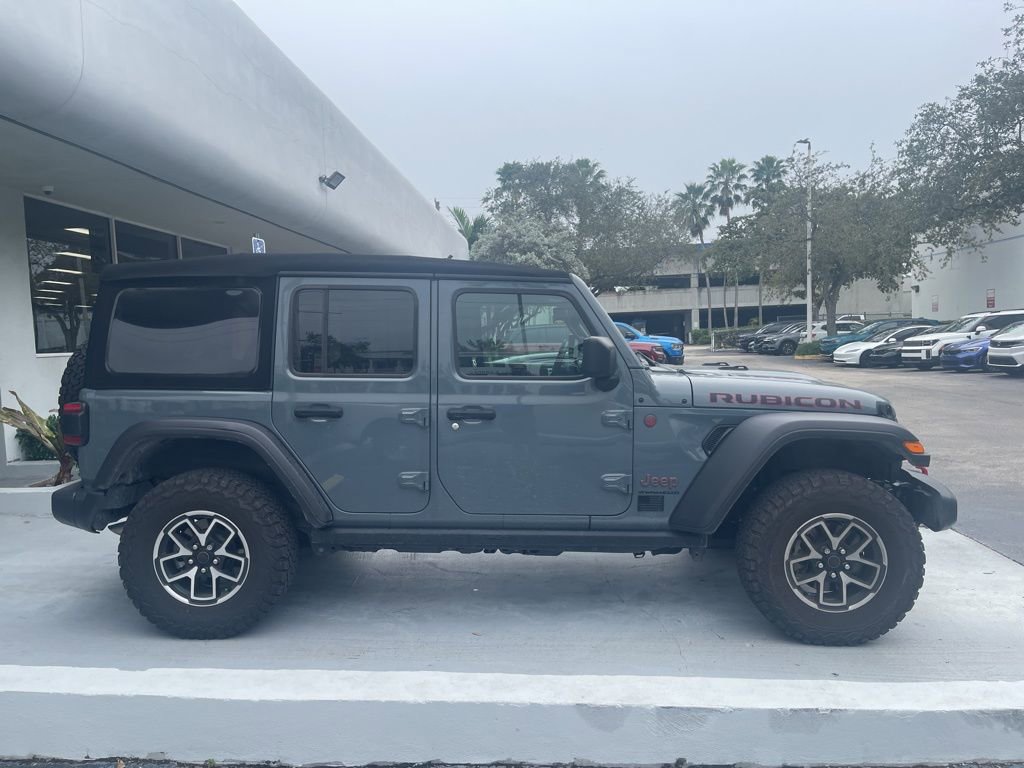 Used 2024 Jeep Wrangler Rubicon image 4