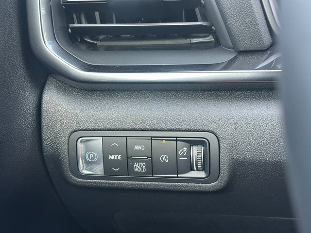 New 2026 GMC Terrain AT4 w/ Convenience Package III image 34