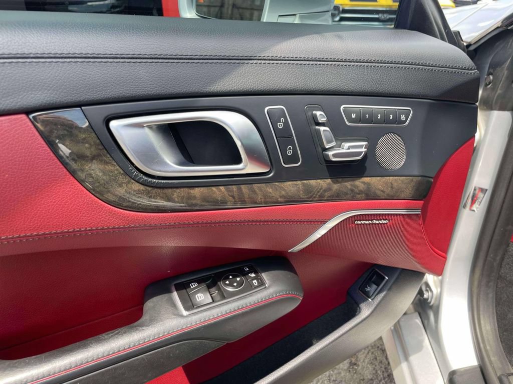 Used 2013 Mercedes-Benz SL 550 w/ Premium Pkg image 13