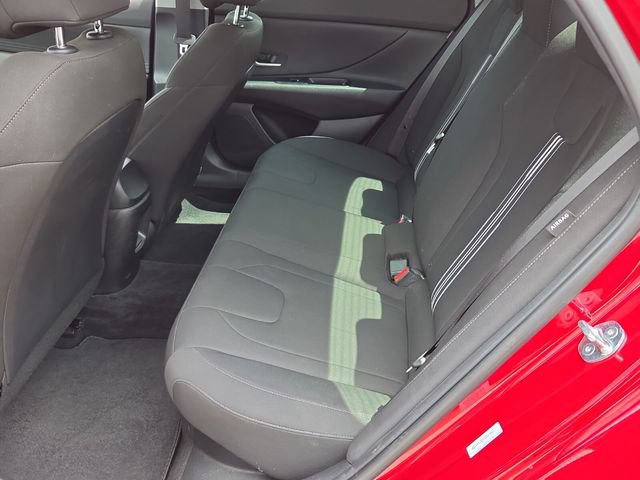 Certified 2025 Hyundai Elantra Hybrid FWD image 12
