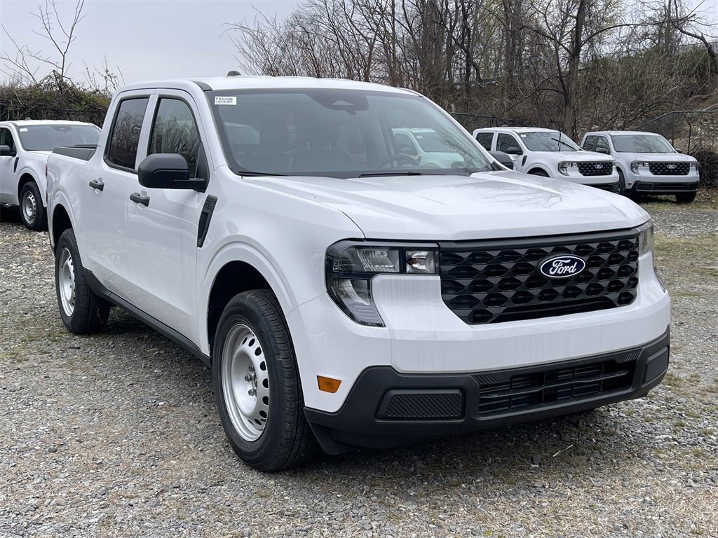 New 2025 Ford Maverick XL w/ Equipment Group 102A