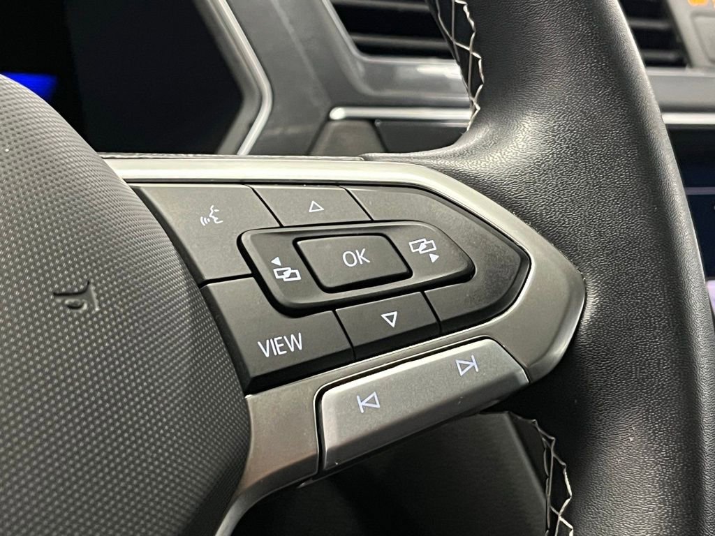 Used 2023 Volkswagen Tiguan SE w/ Panoramic Sunroof Package AWD/4WD image 27