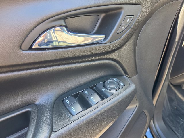 Used 2021 Chevrolet Equinox LT AWD/4WD image 14