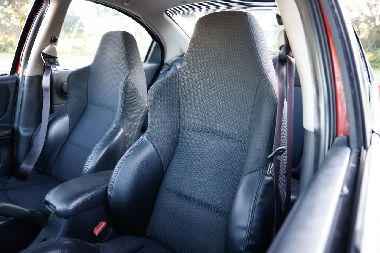 Used 2003 Dodge Neon image 6