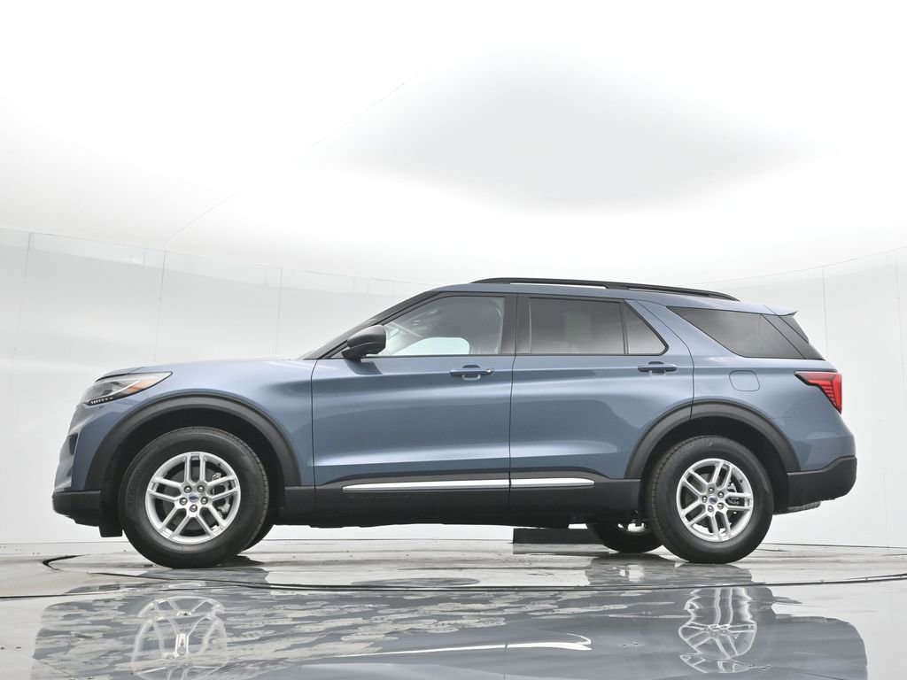 New 2025 Ford Explorer Active w/ Active Comfort Package image 35