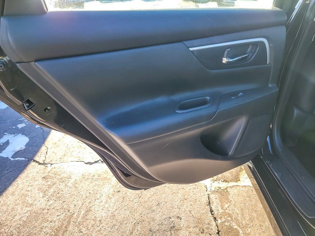Used 2018 Nissan Altima 2.5 SL w/ 2.5 SL Technology Package image 16