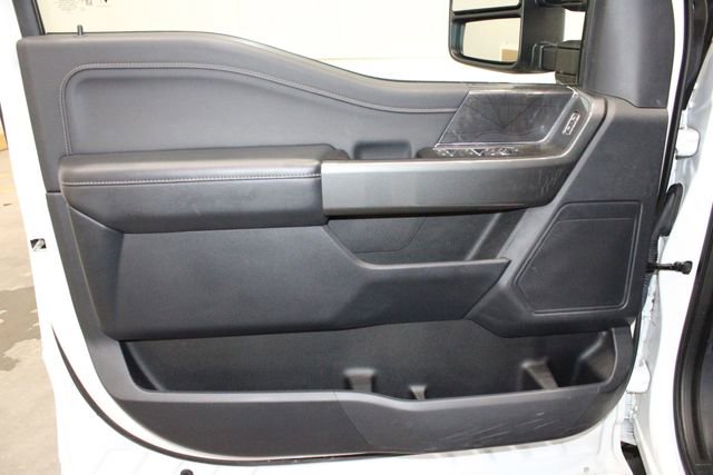 Used 2022 Ford F150 XLT w/ Equipment Group 302A High image 16