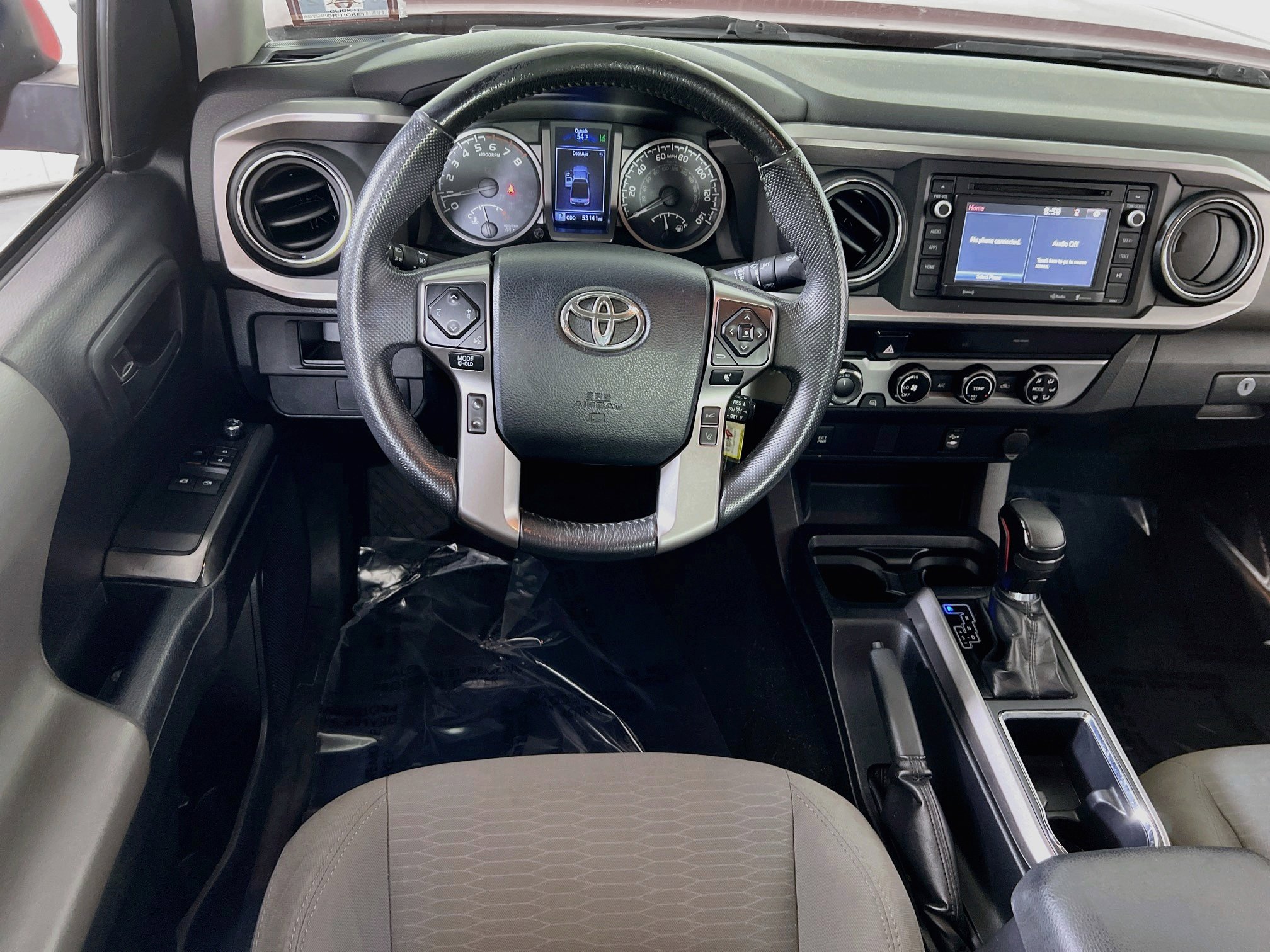 Used 2018 Toyota Tacoma SR5 AWD/4WD image 19