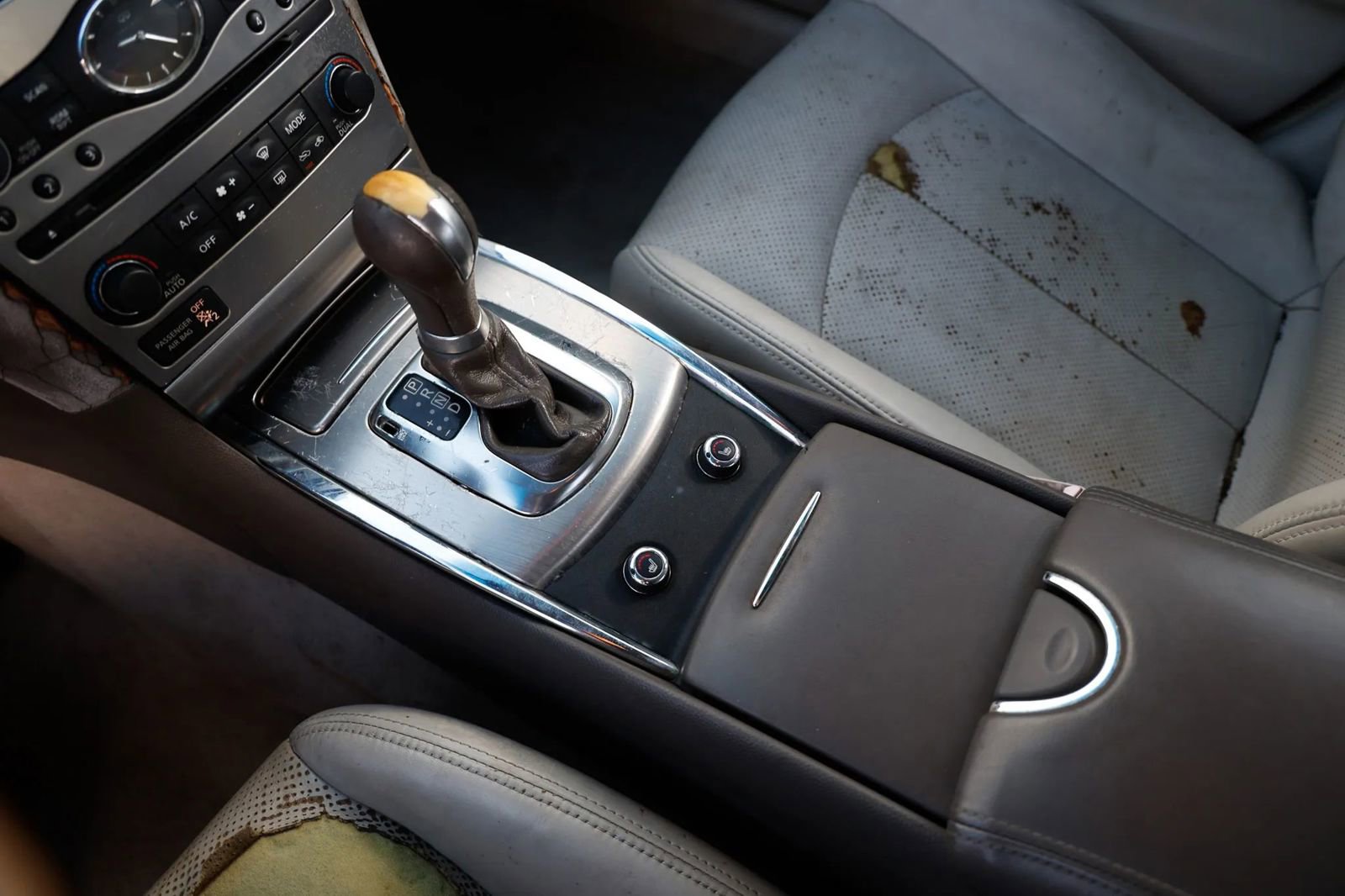 Used 2012 INFINITI G37 Journey w/ Premium Pkg image 35