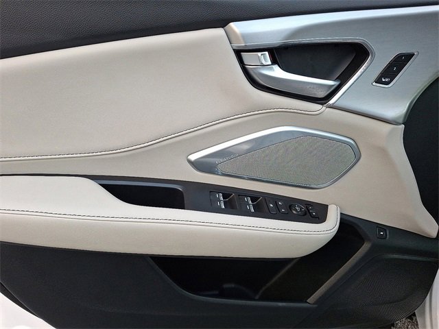 Used 2025 Acura RDX w/ Technology Package image 12