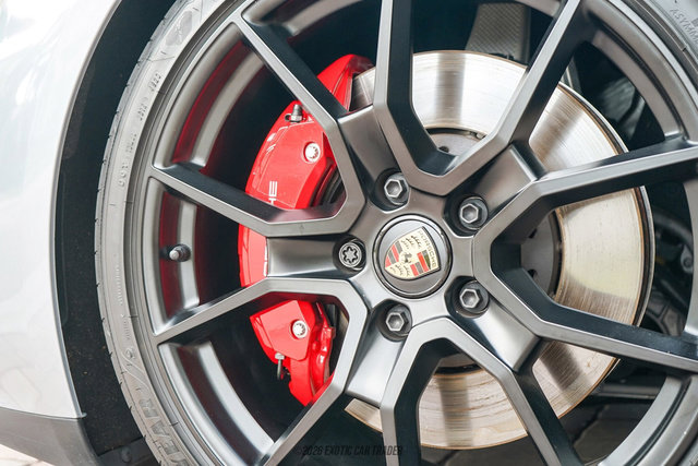 Used 2024 Porsche Taycan GTS image 80