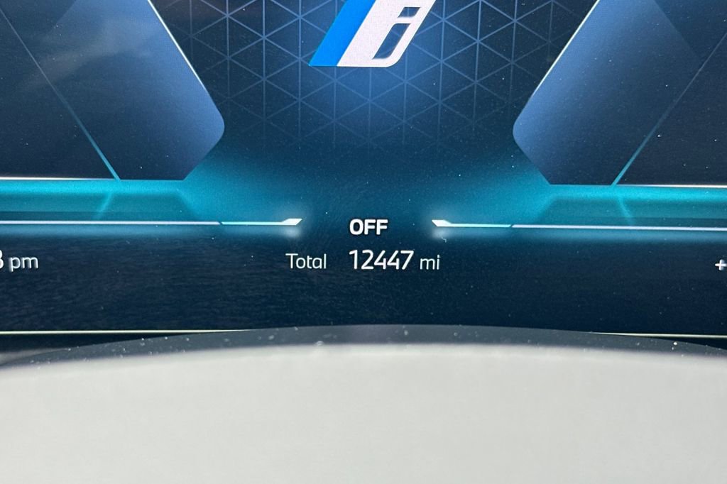 Used 2023 BMW i4 eDrive40 image 30