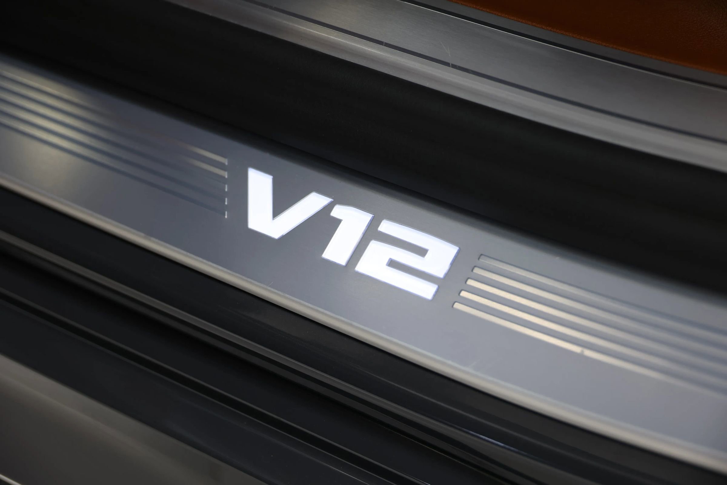 Used 2022 BMW M760i xDrive w/ Luxury Rear Seating Package image 54