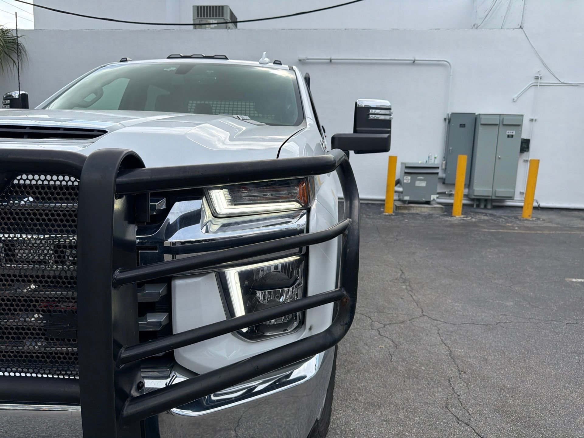 Used 2022 Chevrolet Silverado 3500 LTZ AWD/4WD image 6