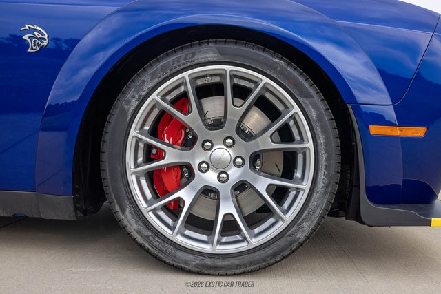 Used 2022 Dodge Challenger SRT Hellcat RWD image 91