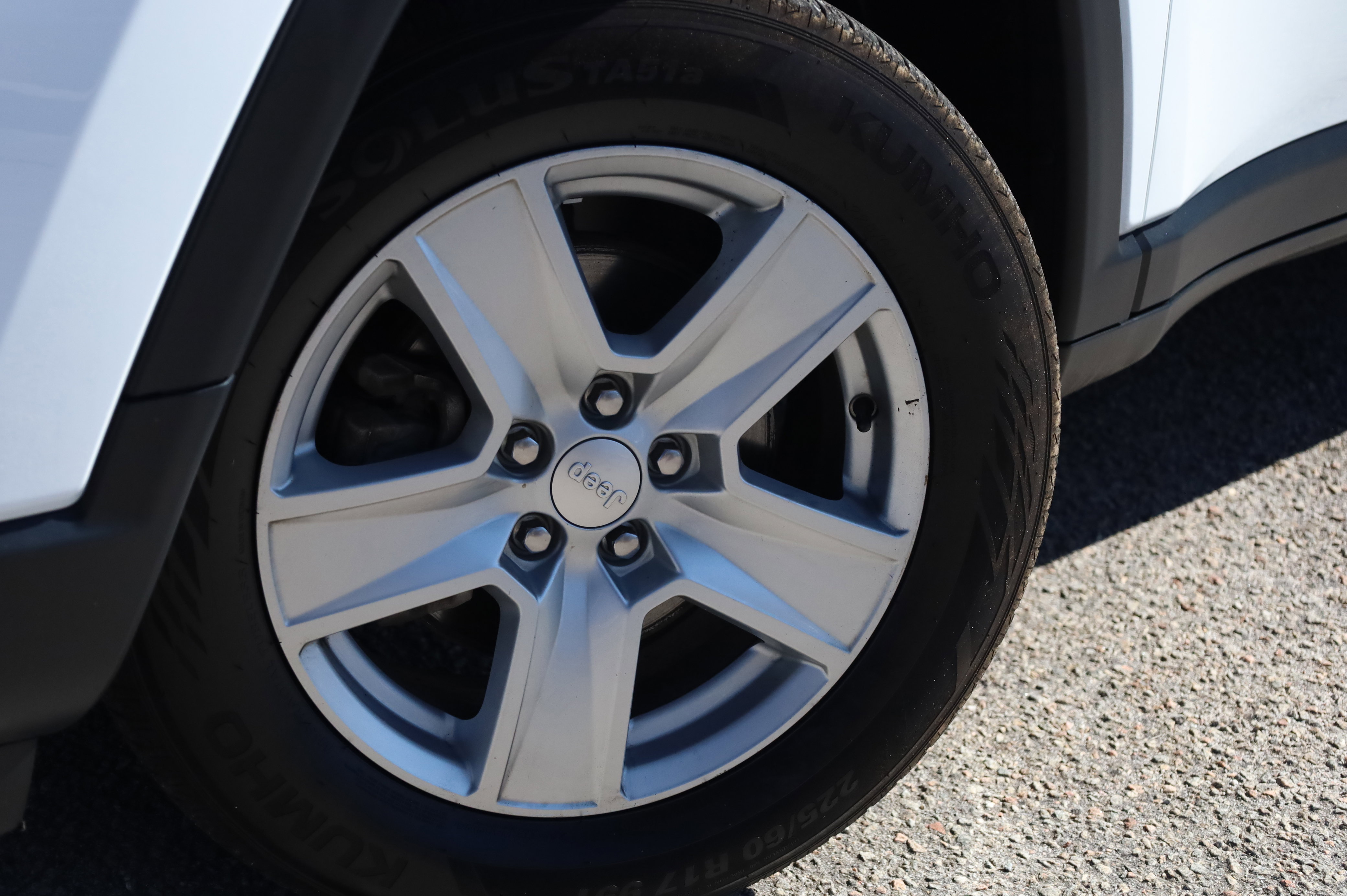 Used 2022 Jeep Compass Latitude w/ Sun and Sound Group image 21