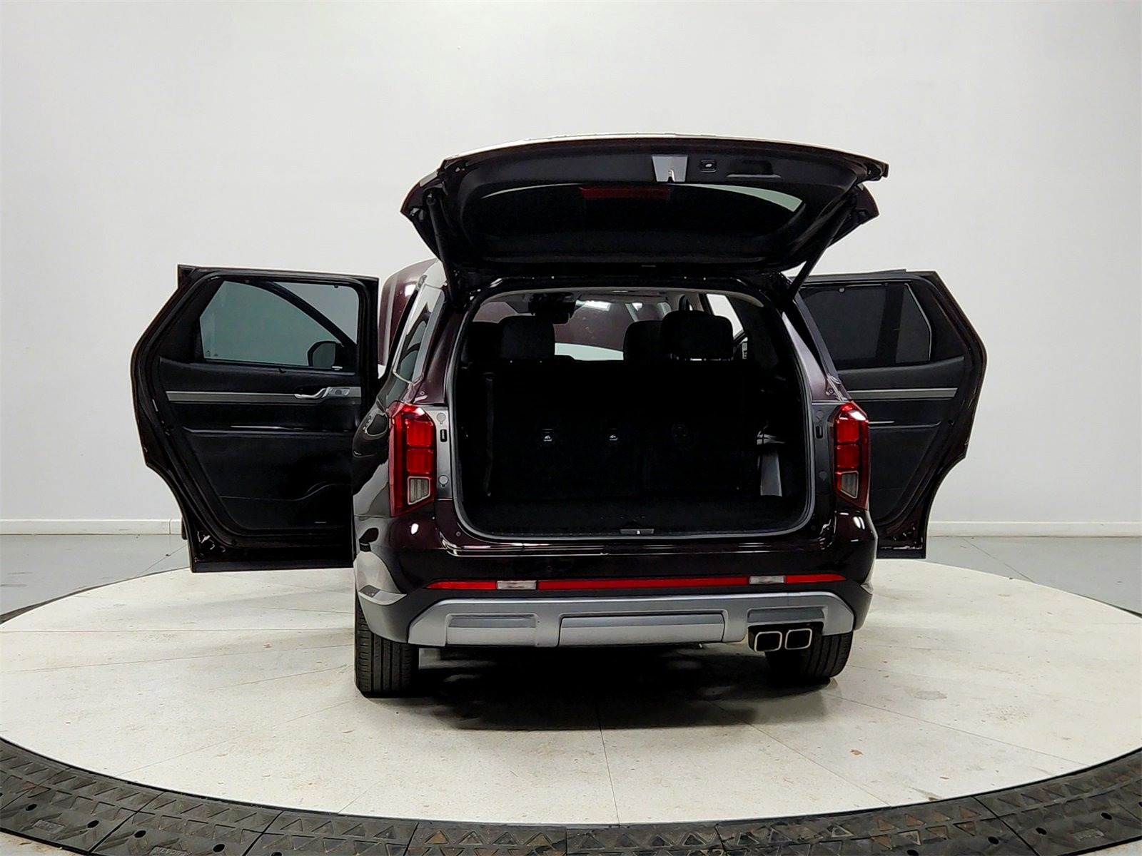 Used 2023 Hyundai Palisade SEL w/ Premium Package image 14