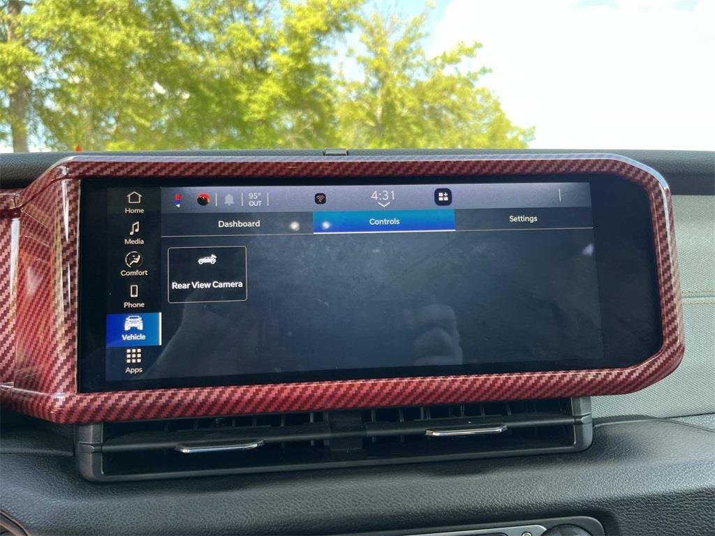 Used 2024 Jeep Wrangler Sport image 17