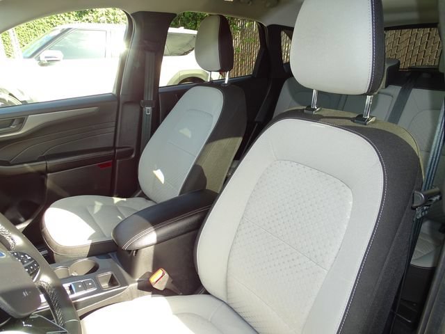 Used 2023 Ford Escape Active w/ Tech Pack #1 FWD image 8