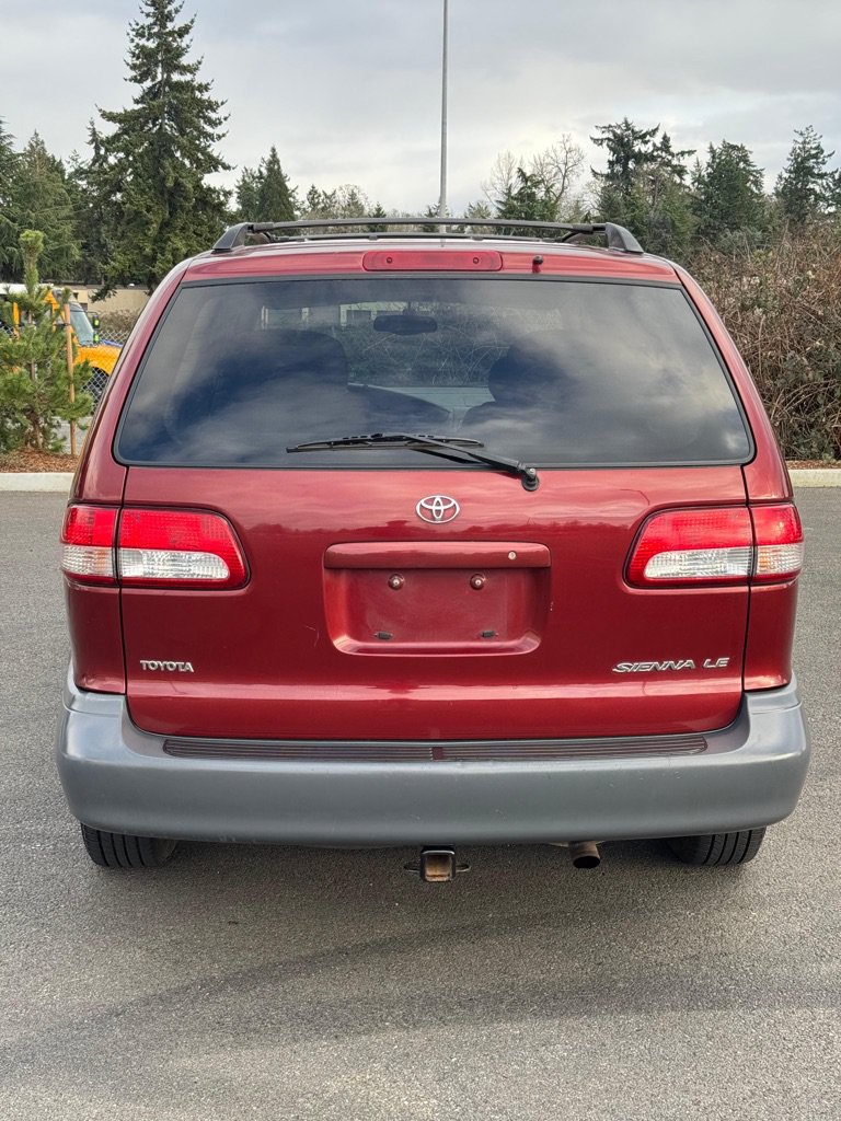 Used 2002 Toyota Sienna LE FWD image 10