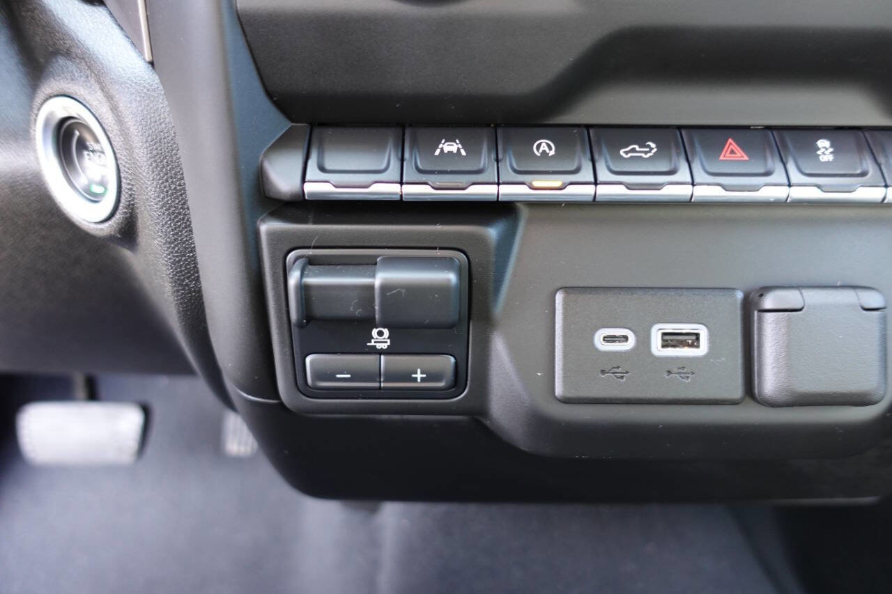 Used 2023 GMC Sierra 1500 Pro w/ Graphite Edition image 42
