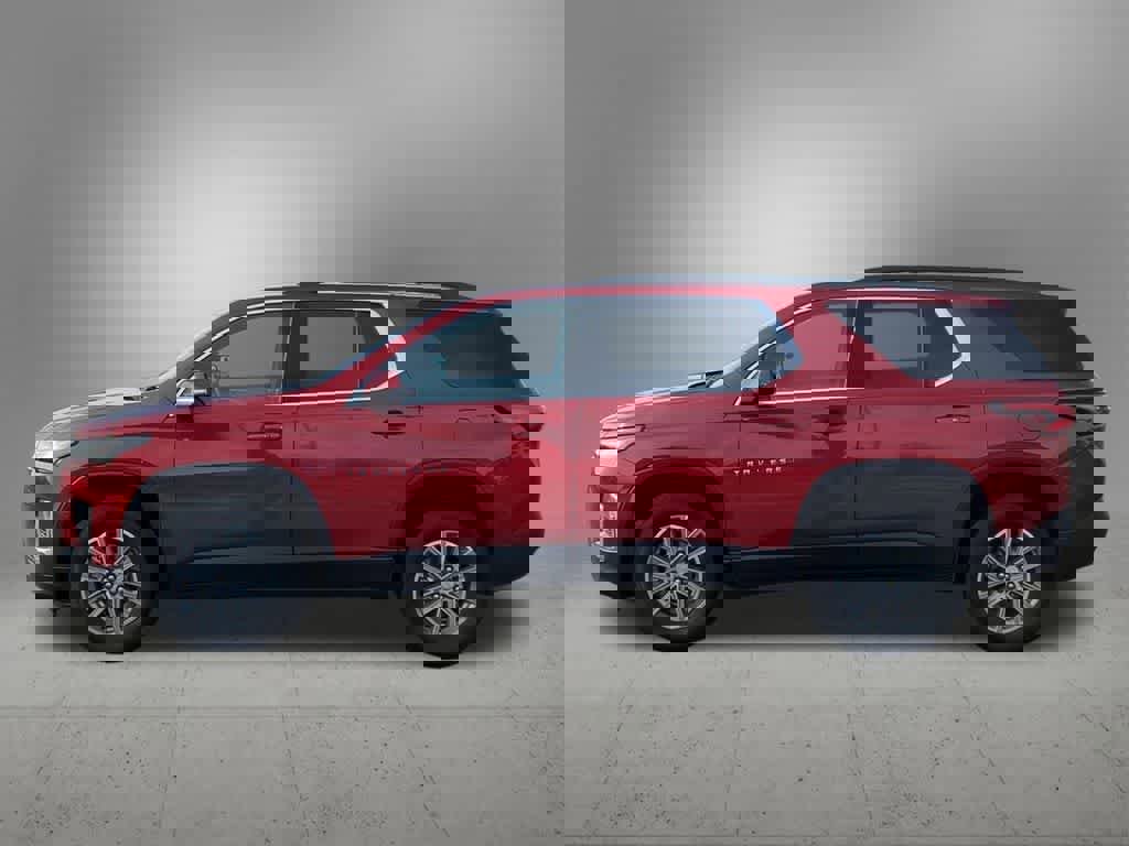 Used 2024 Chevrolet Traverse LT image 3