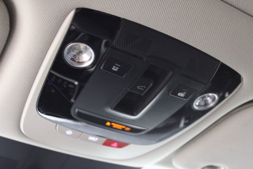 Used 2023 Kia Sorento S w/ Panoramic Sunroof Package FWD image 33