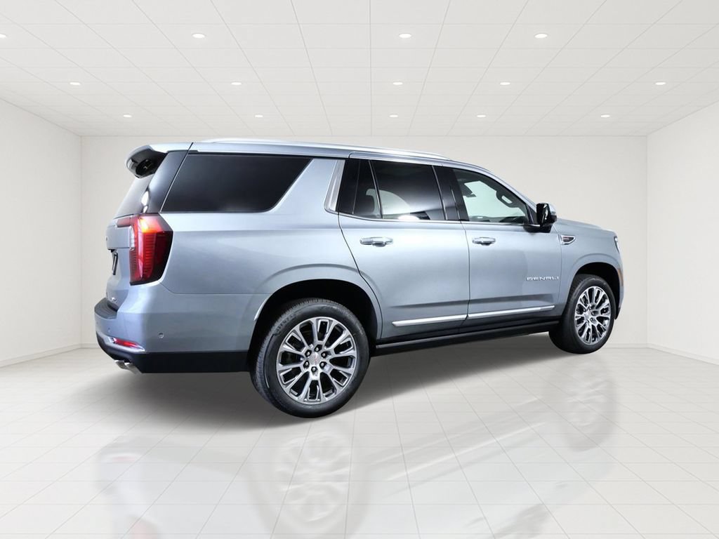 Used 2025 GMC Yukon Denali w/ Sun & Power Step Package AWD/4WD image 6