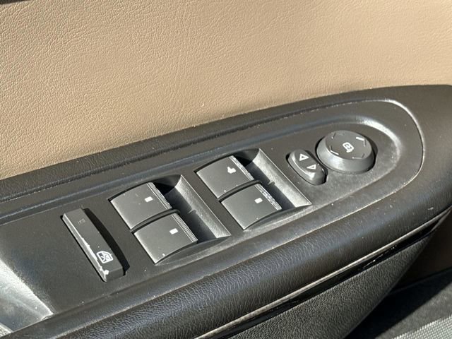 Used 2015 GMC Acadia SLT image 27