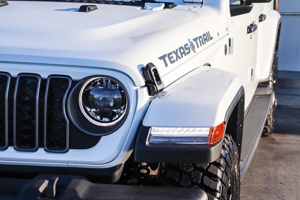 New 2026 Jeep Gladiator Sport AWD/4WD image 5