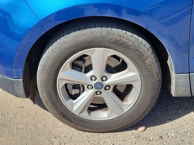 Used 2021 Ford Edge SE image 5