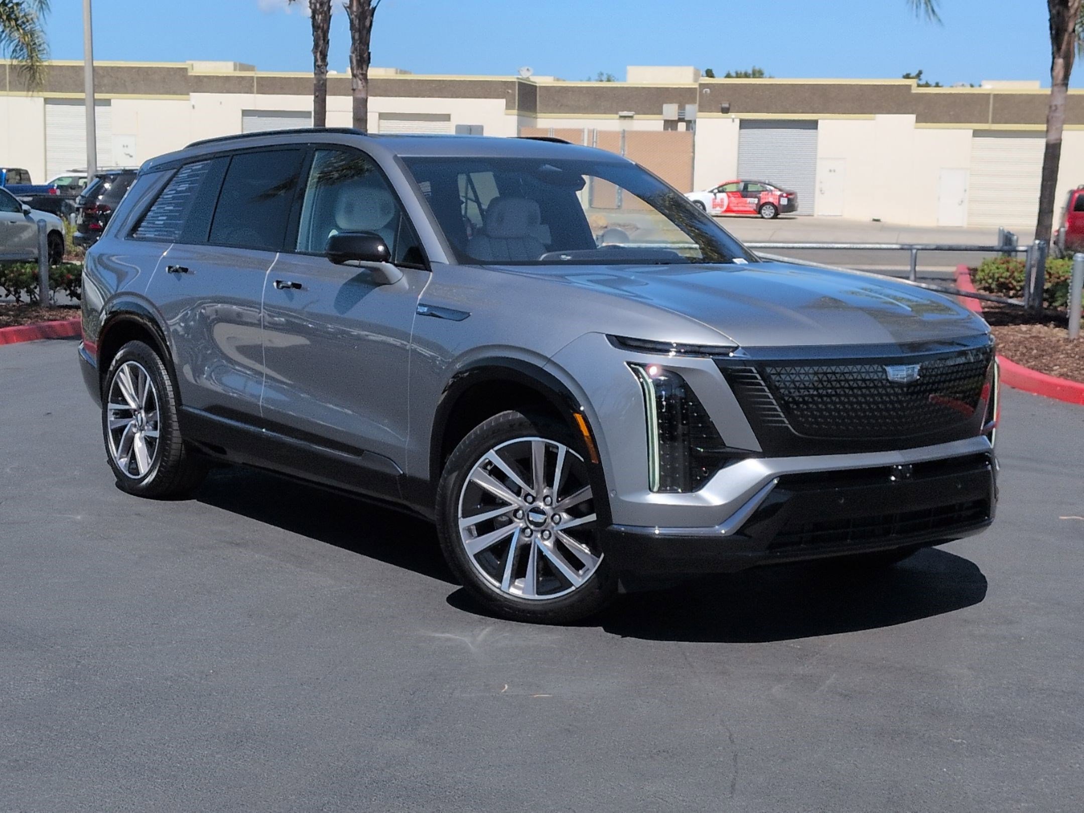 Used 2026 Cadillac Vistiq Sport AWD/4WD image 2
