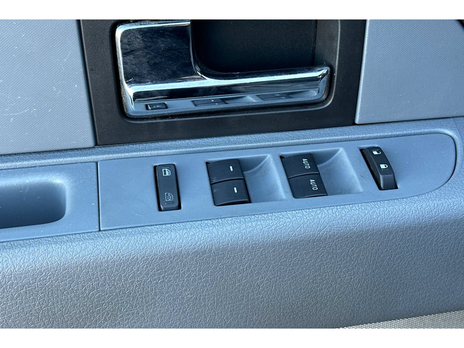Used 2013 Ford F150 XLT w/ XLT Chrome Pkg RWD image 12