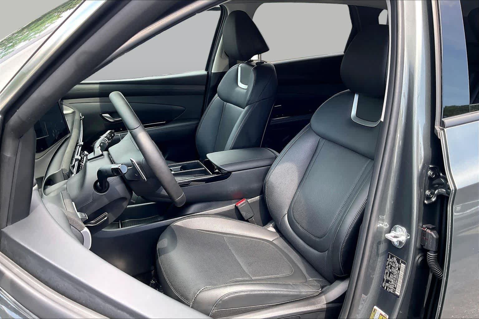 Used 2025 Hyundai Tucson Limited AWD/4WD image 49