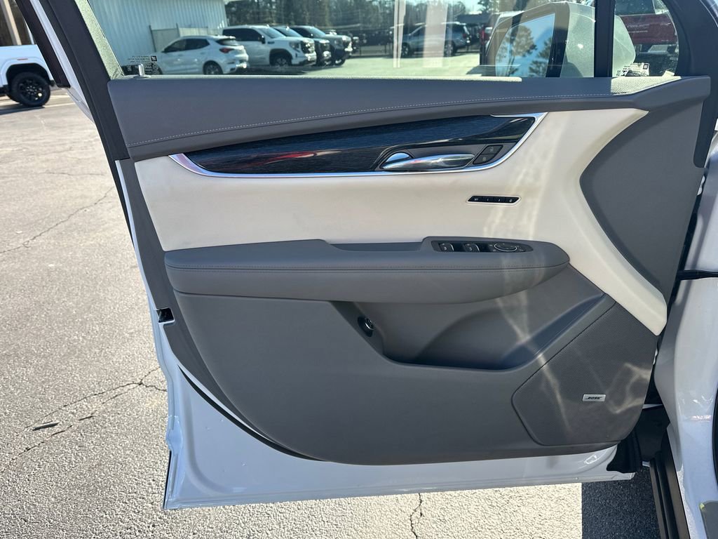 Certified 2022 Cadillac XT6 Premium Luxury w/ Technology Package image 10