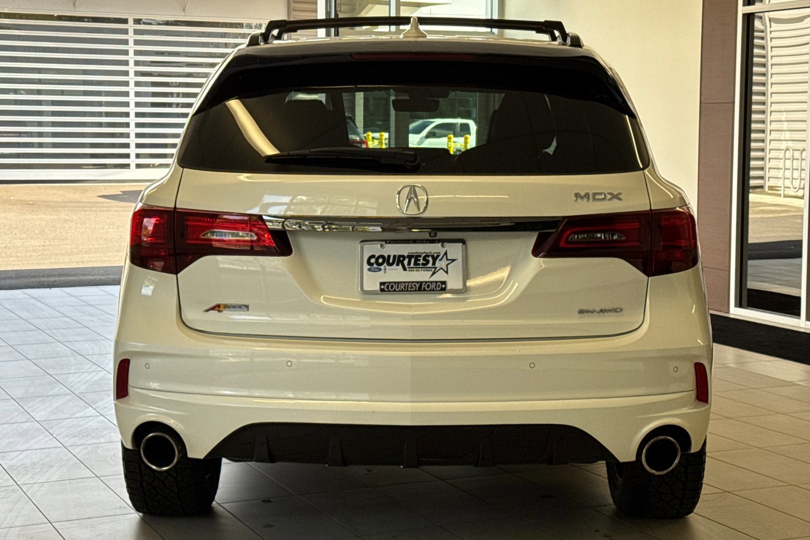 Used 2019 Acura MDX A-Spec image 5