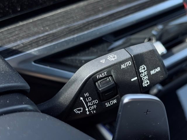 Certified 2025 BMW X5 M60i AWD/4WD image 37