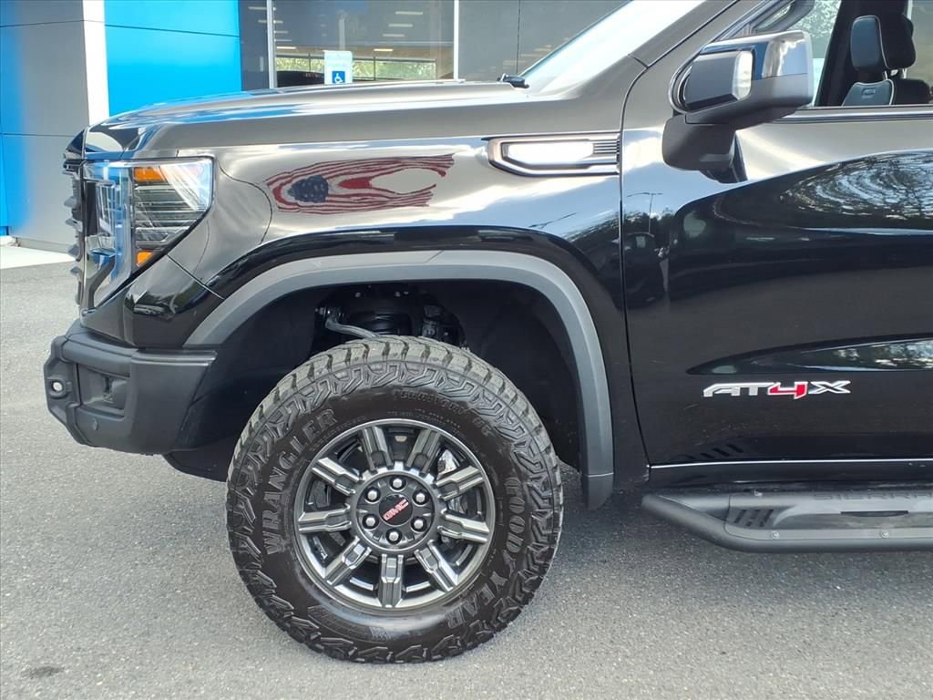 Used 2024 GMC Sierra 1500 AT4X image 6