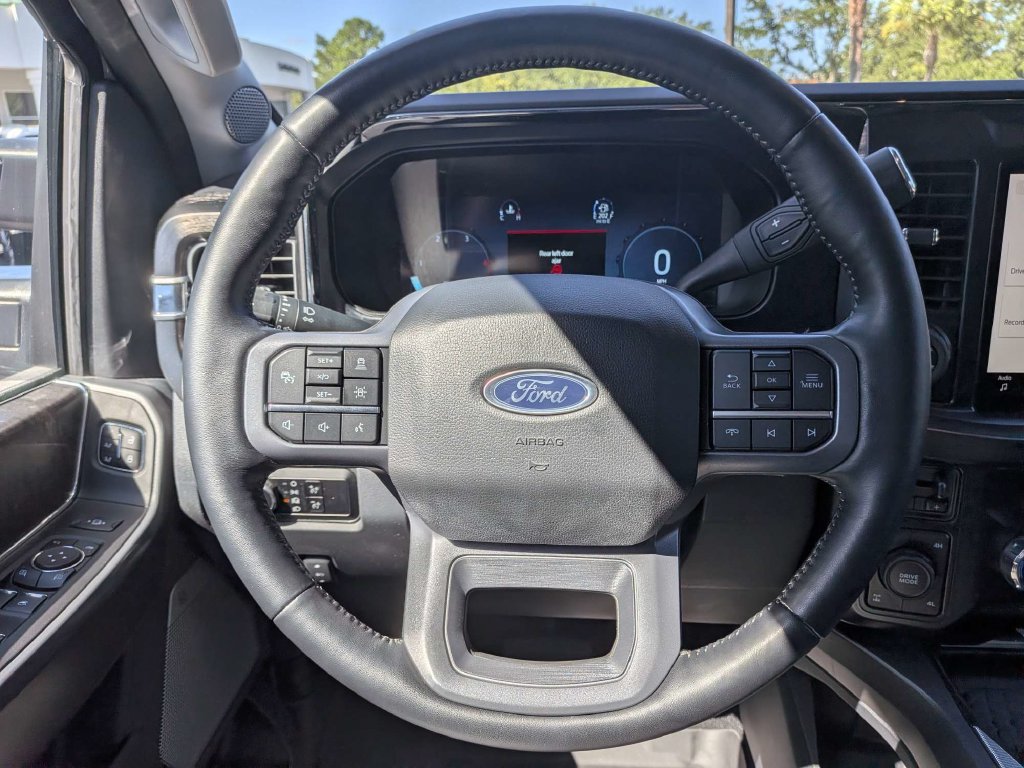Used 2023 Ford F250 Lariat w/ Black Appearance Package AWD/4WD image 17