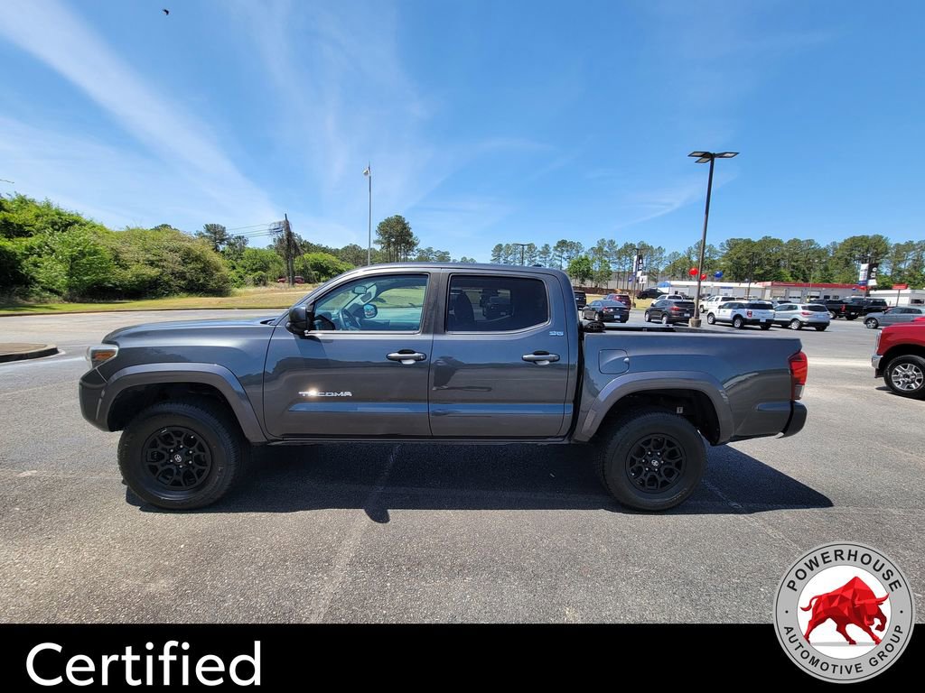 Used 2019 Toyota Tacoma SR5 AWD/4WD image 3