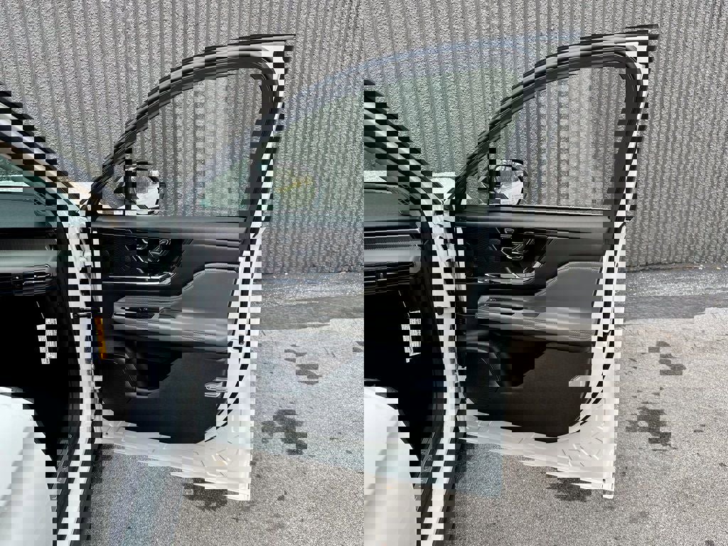 New 2025 Lincoln Corsair Grand Touring image 22