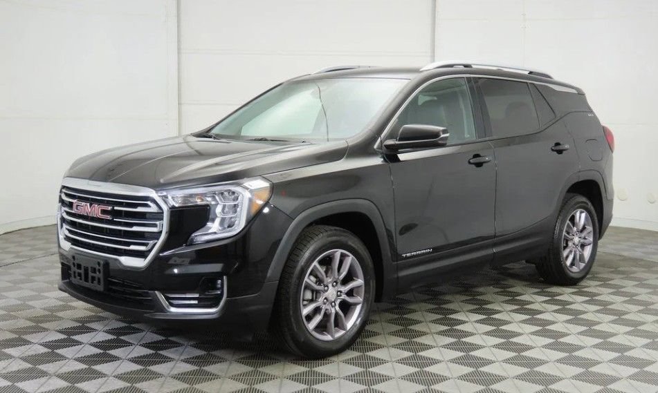 Used 2023 GMC Terrain SLT w/ Elevation Edition