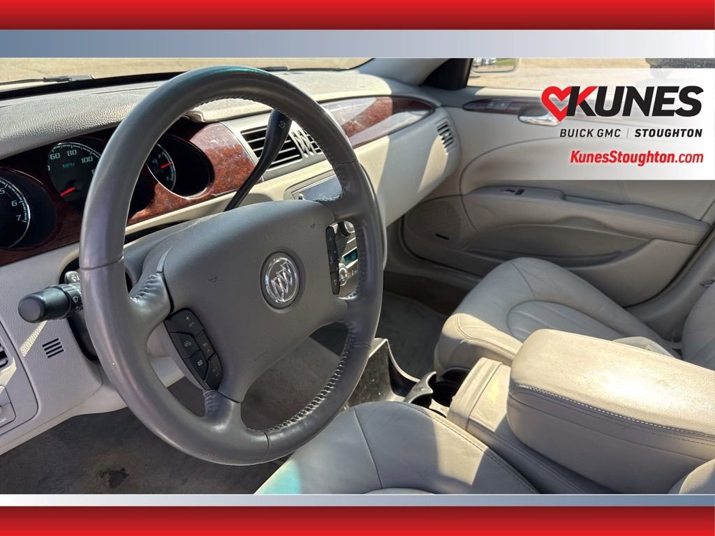 Used 2011 Buick Lucerne CXL image 23