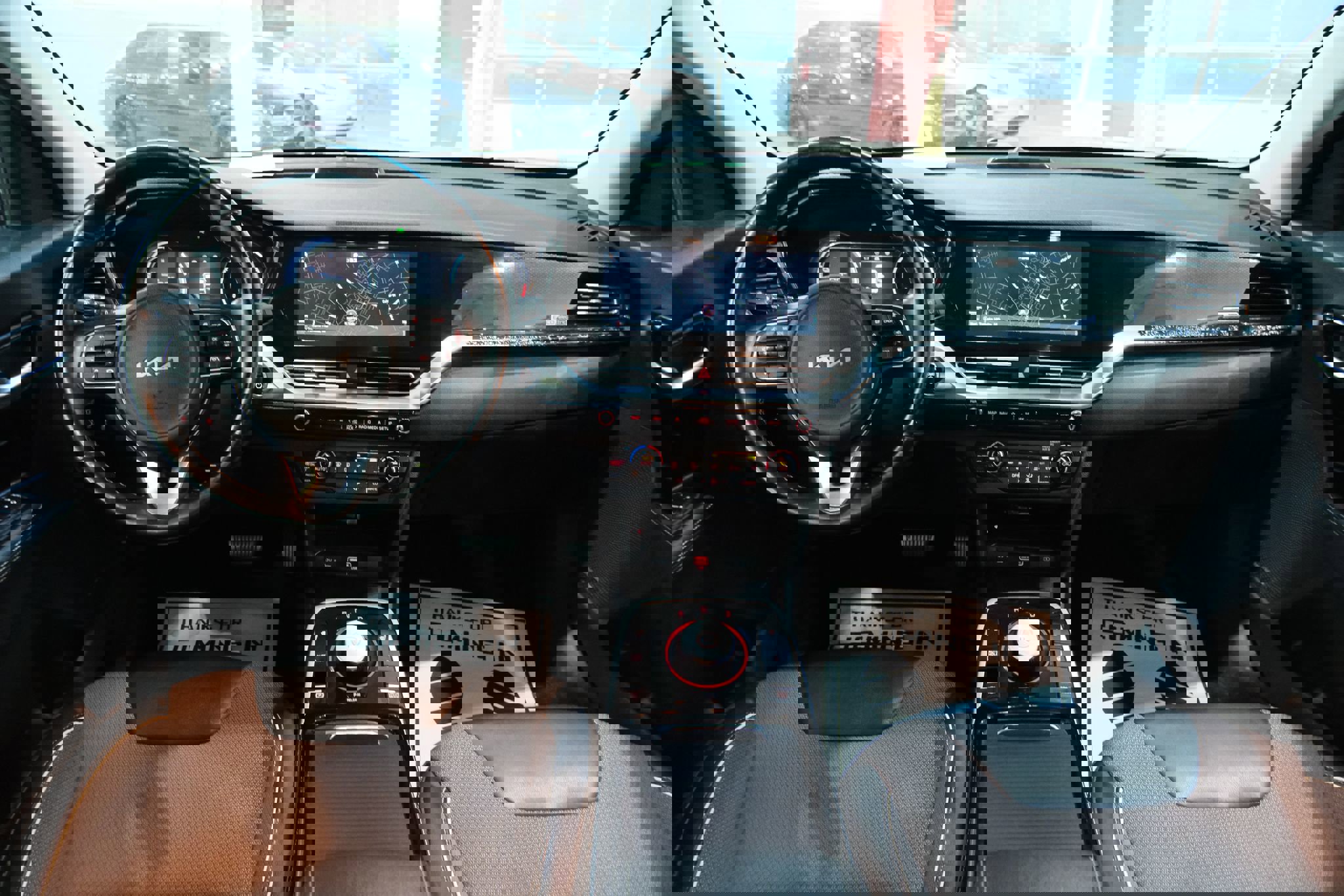 Used 2022 Kia Niro EX w/ Cold Weather Package image 25